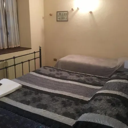 Agriturismo Fattoria Roico Bed & Breakfast *